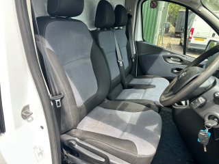 /photos/7146/5f77b108-f60e-c3f1-acc5-0109102adf5a_i320x240.jpg